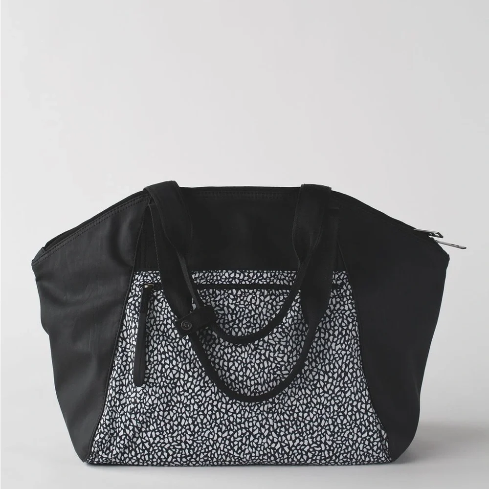 EUC Lululemon Free To Be Bag in Miss Mosaic Black / Black - Picture 14 of 15